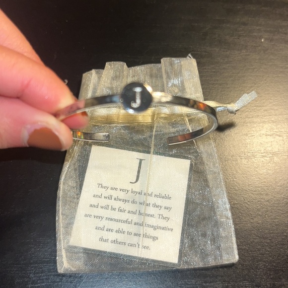 Letter J-Letterology by Jesse & Co - Picture 3 of 3